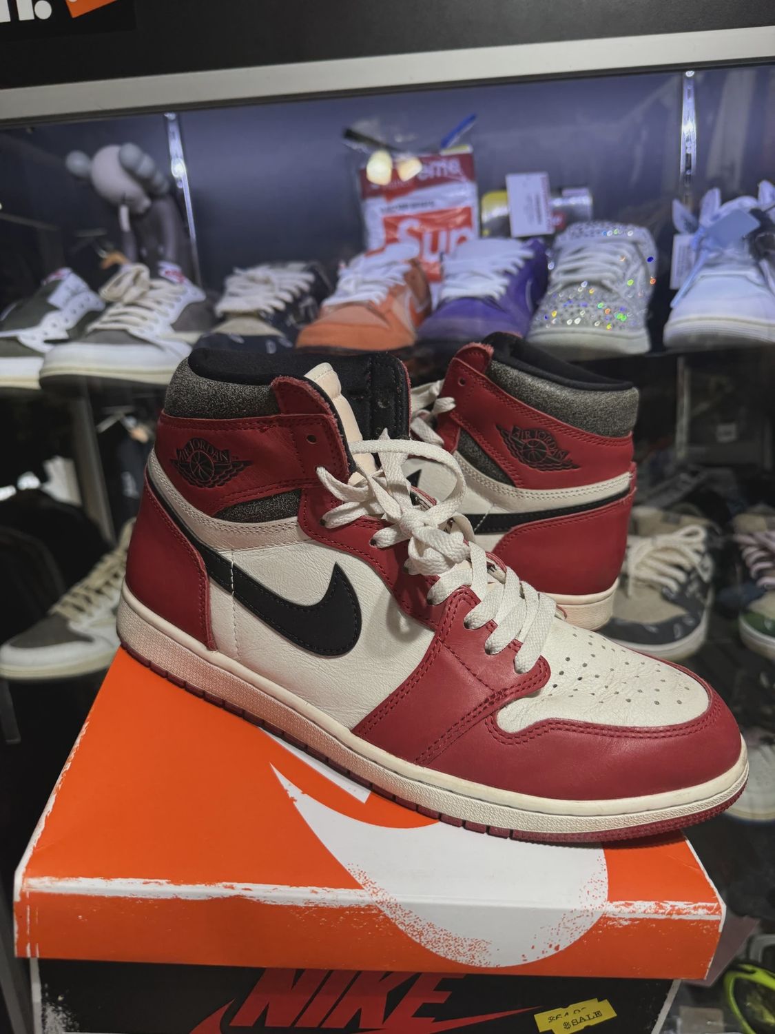 Jordan 1 Retro High OG Chicago Lost and Found • Pre-Owned [9370]