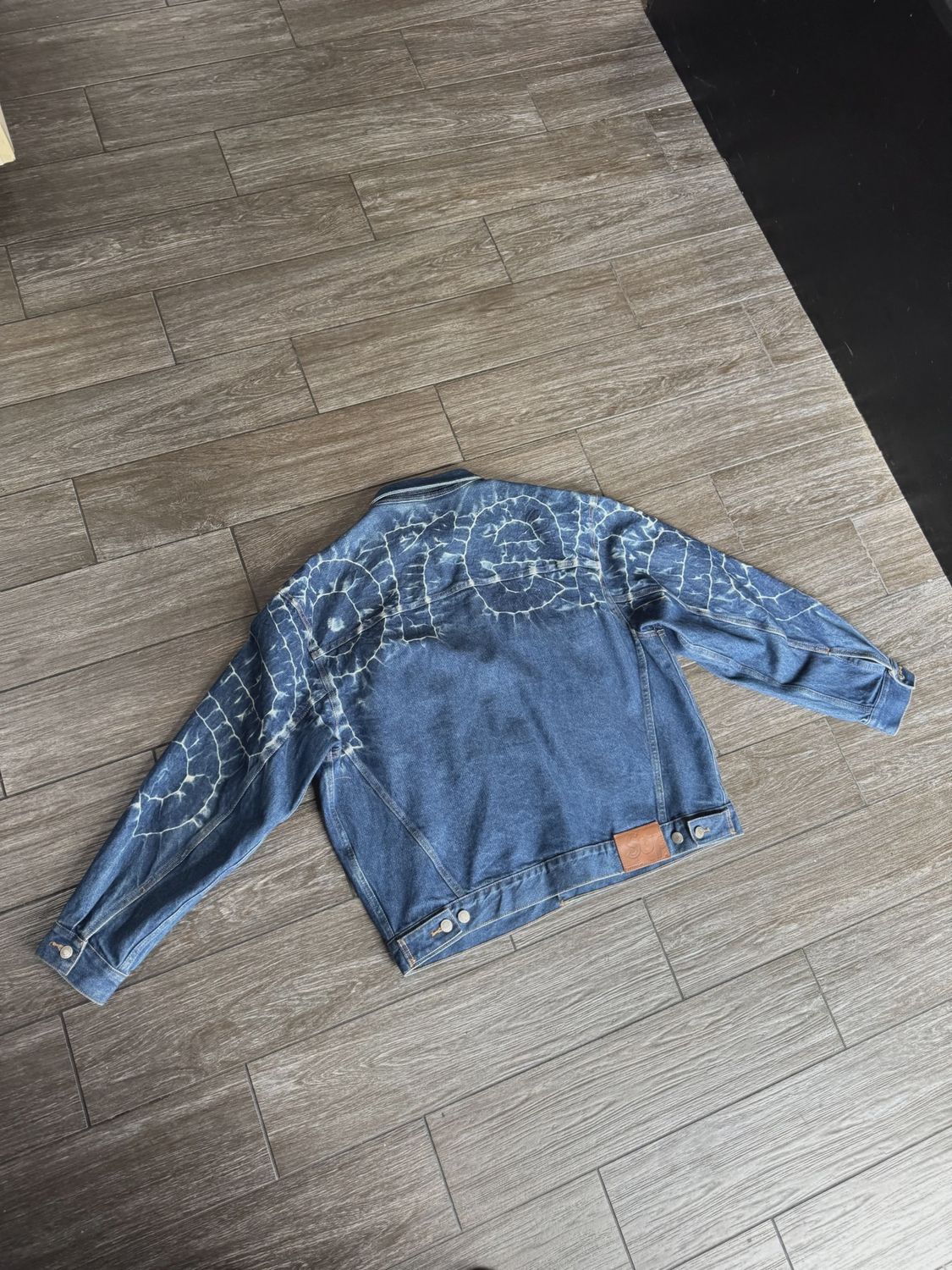 Supreme Shibori Bleach Denim Jacket (size L) • Pre-Owned [2842]