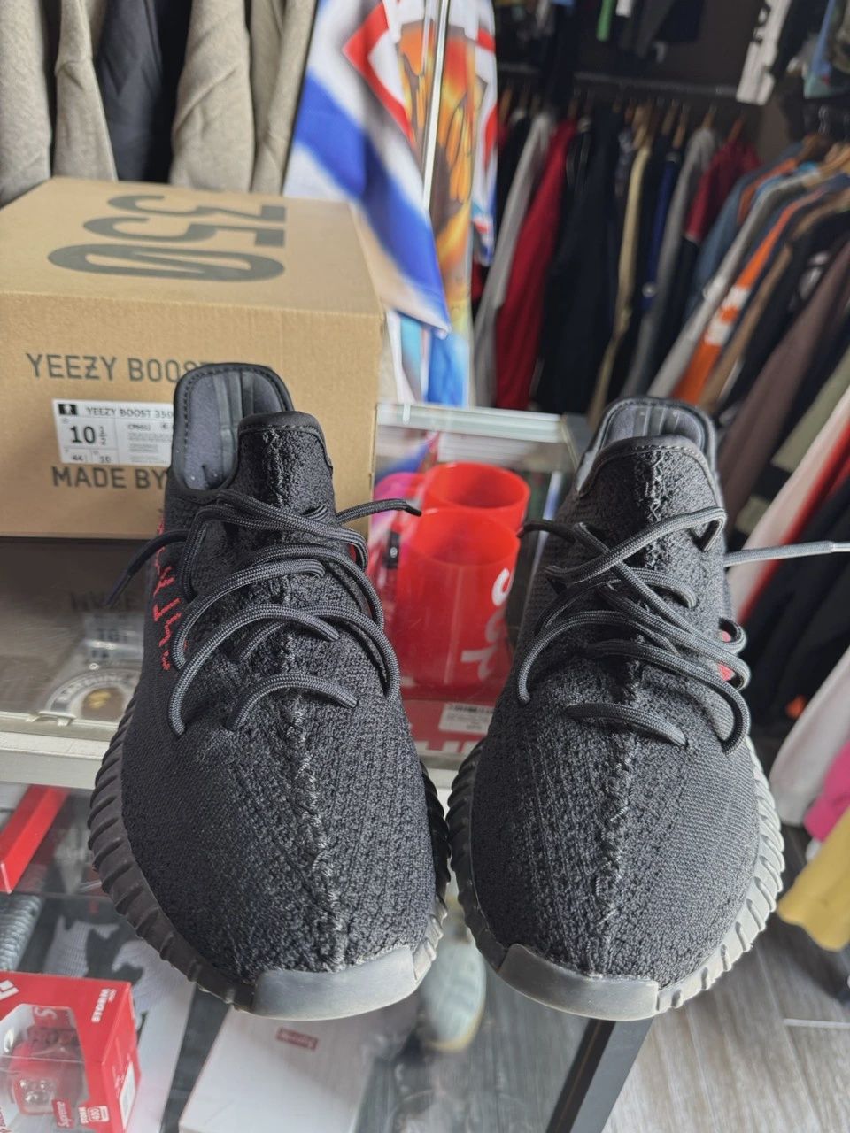 adidas Yeezy Boost 350 V2 Black Red • Pre-Owned [9690]