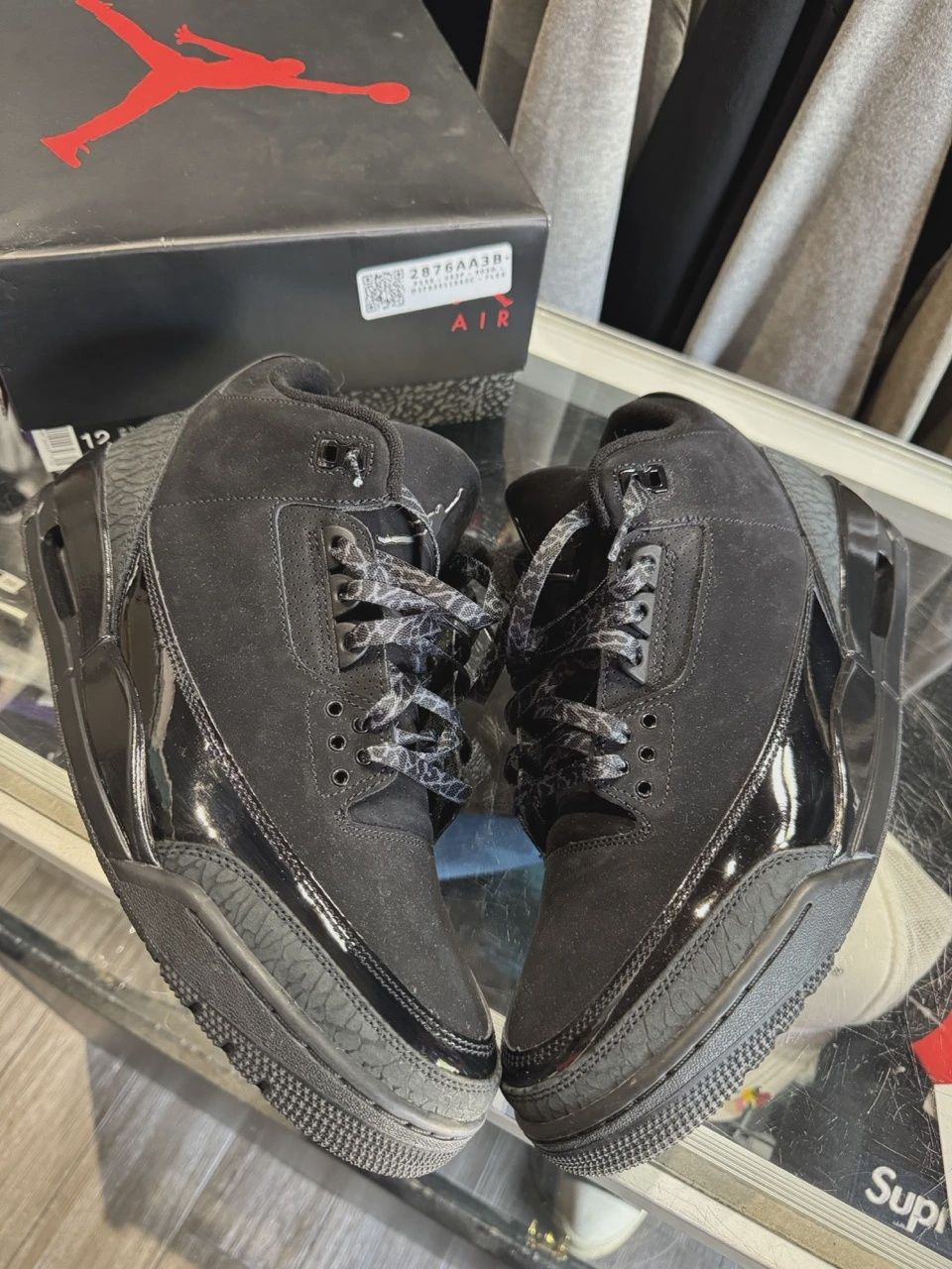 Air Jordan 3 Retro Black Cat (2025) • Pre-Owned [8396]