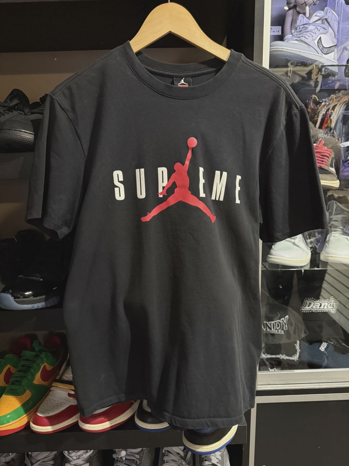 Supreme  x Jordan Black Tee Shirt M • Pre-Owned [0718], Product Condition: Pre-Owned, Shoe Size: M