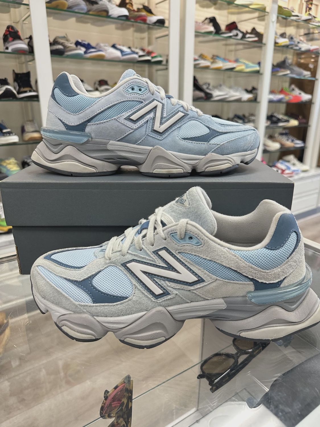 New Balance 9060 Chrome Blue • Pre-Owned [8471]