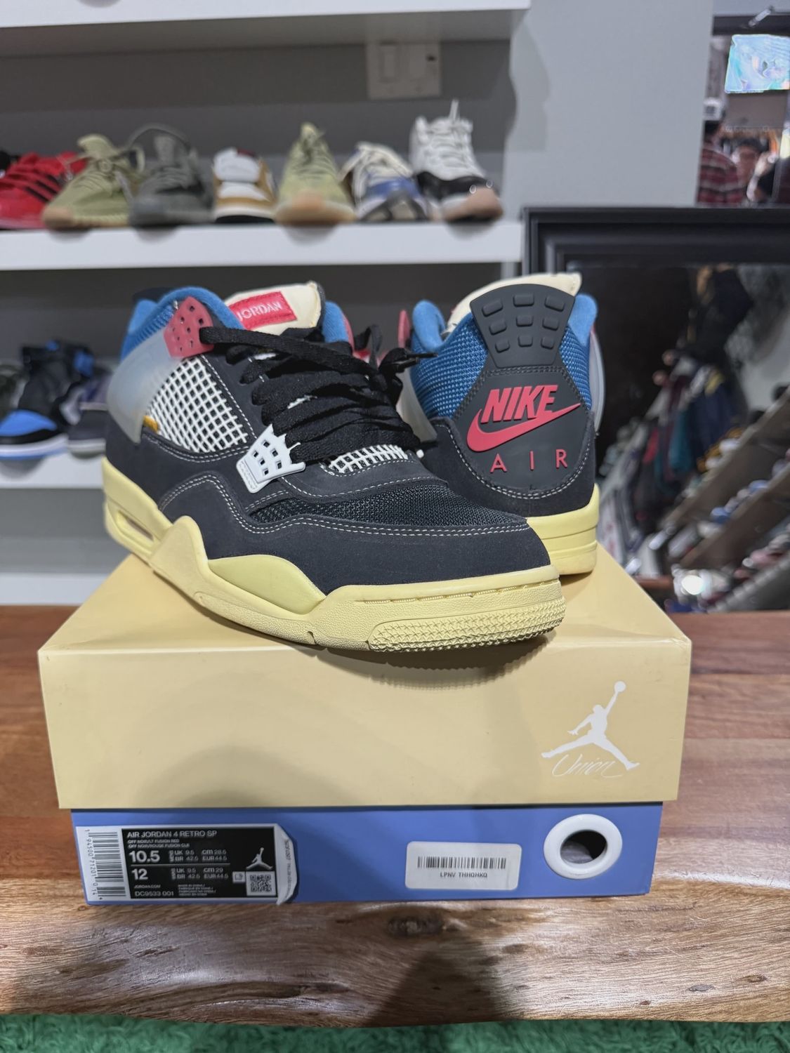 Air Jordan 4 Retro Union Off Noir  • Pre-Owned [0693]
