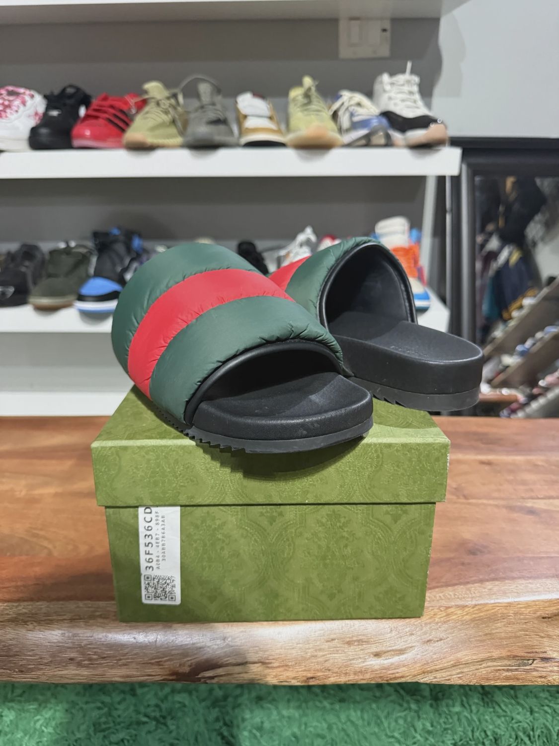 Gucci Slides  • Pre-Owned [0985]