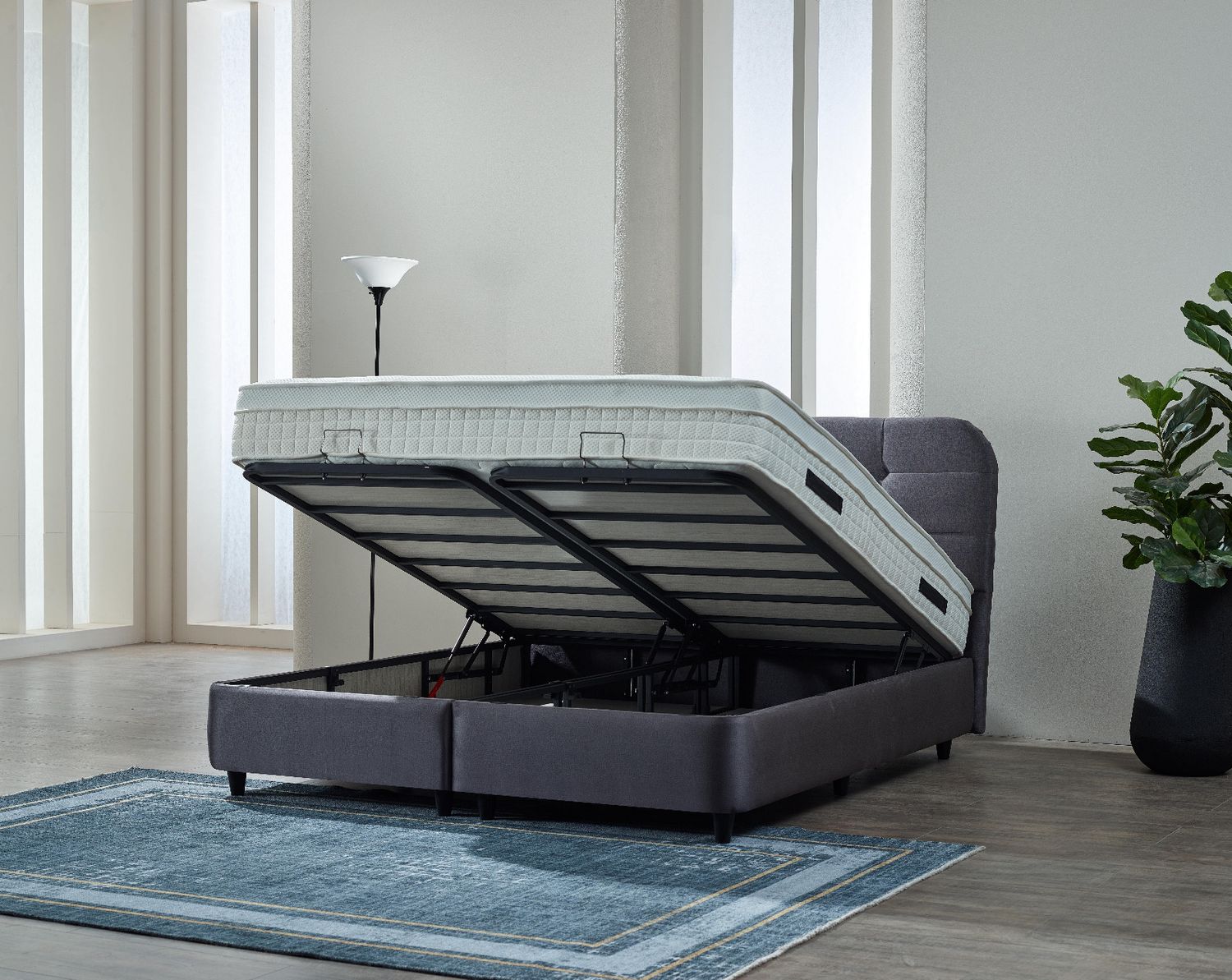 Malaga Velvet storage box spring