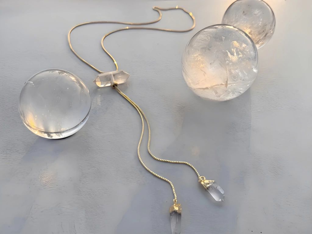 Sirius Crystal Necklace Gold