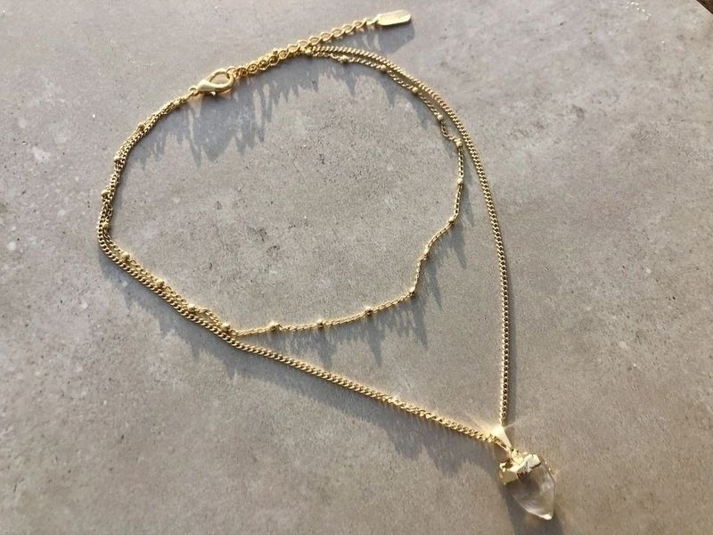 Kala Crystal Necklace Gold