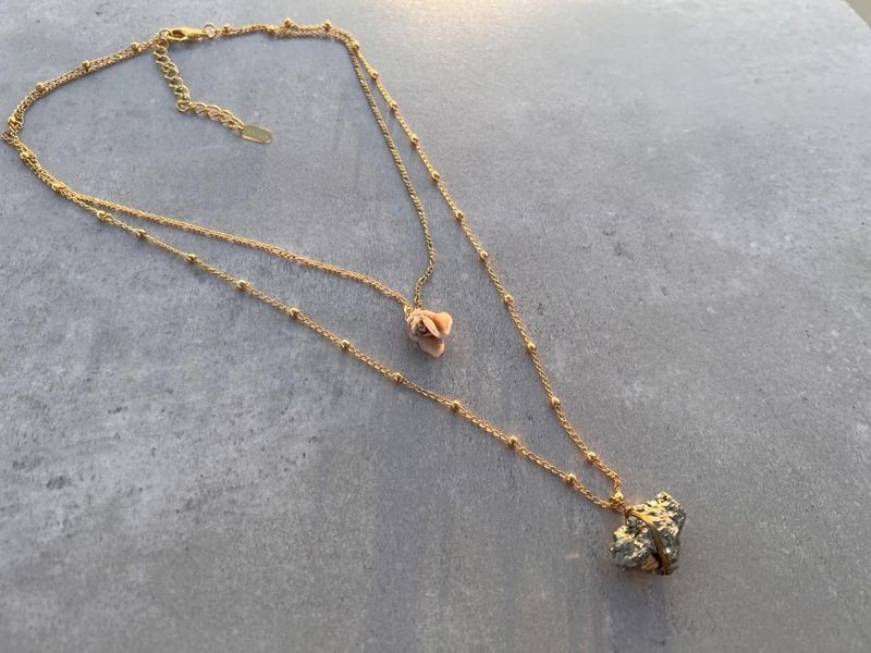 Dharma Healing Necklace Gold
