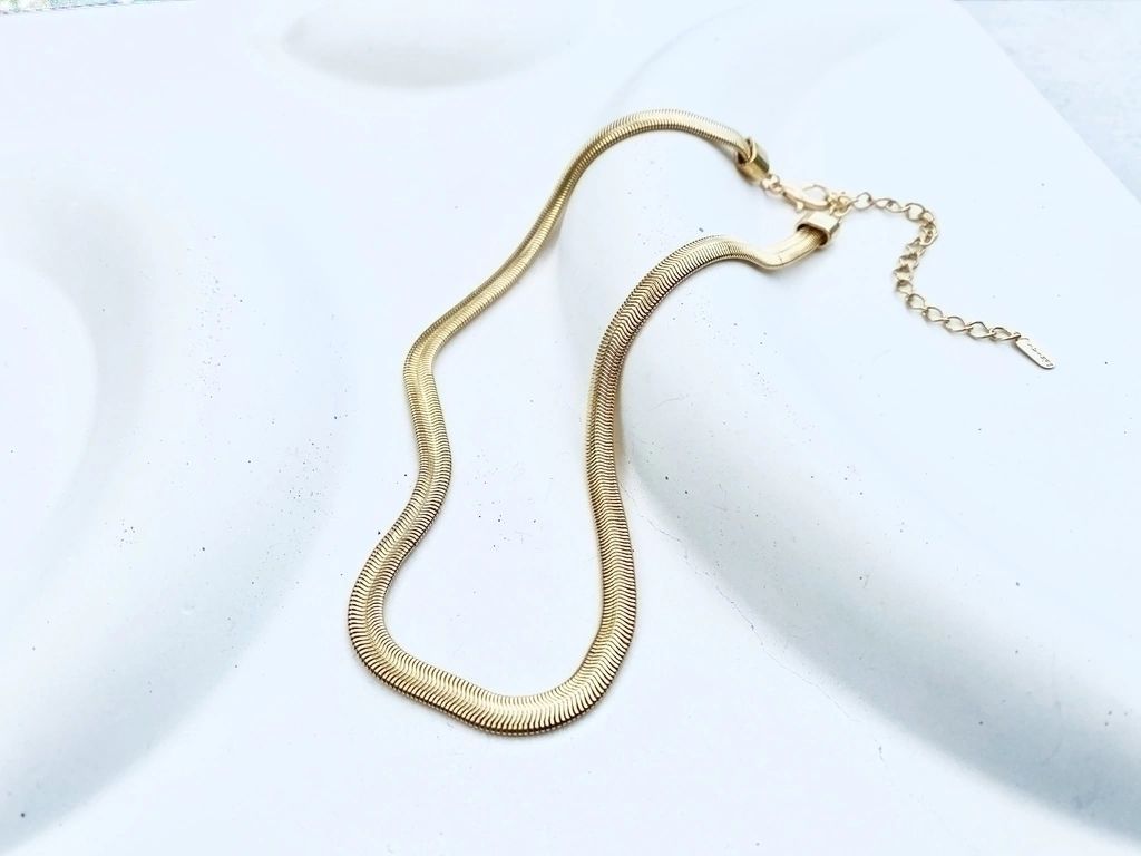 Gargantilha Snake Dourado