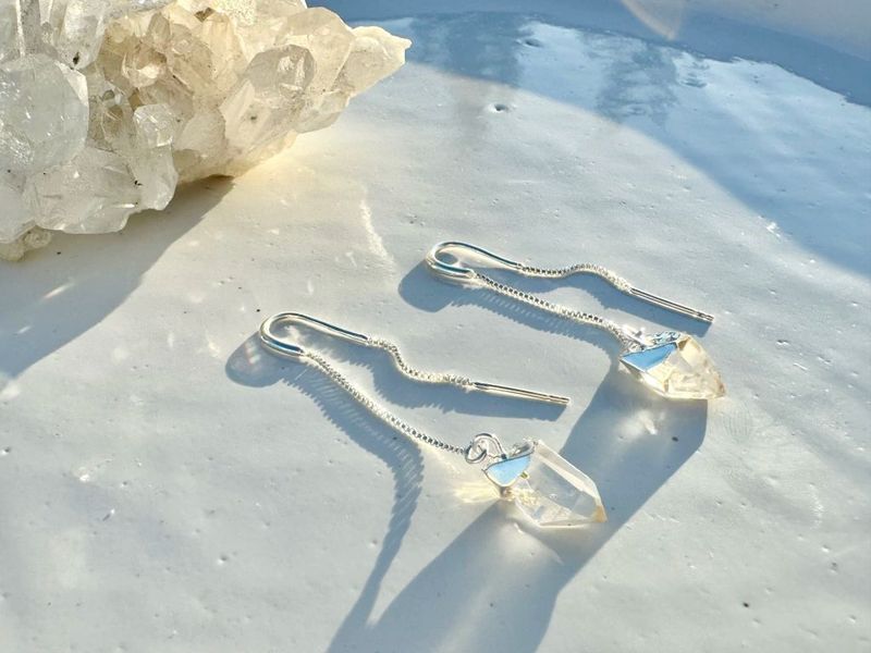 Dilly Crystal Silver Earring