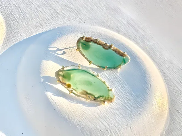 Eve Green Agate Gold Earring