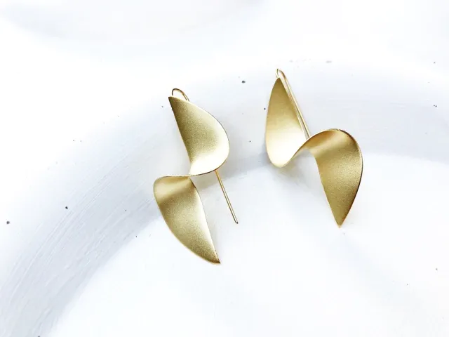 Golden Venus Earring