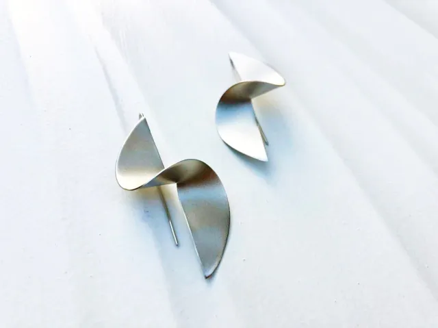 Silver Venus Earring