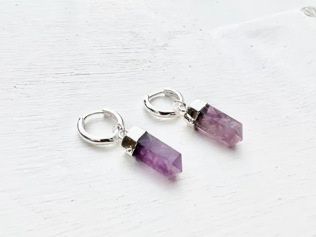 Nia Amethyst Silver Hoop