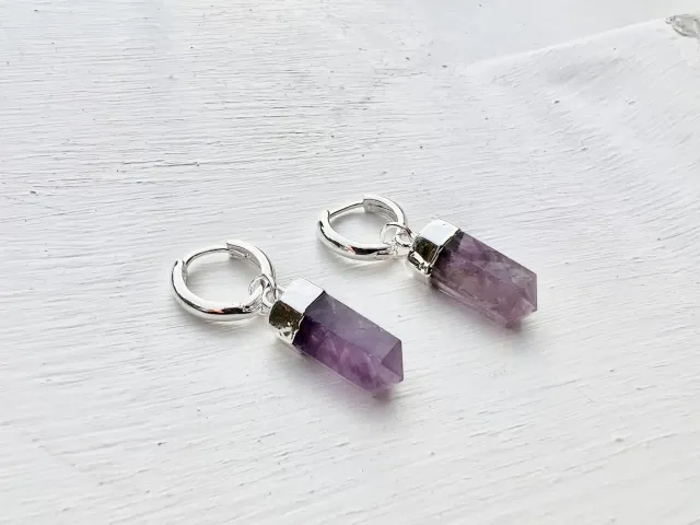 Nia Amethyst Silver Hoop
