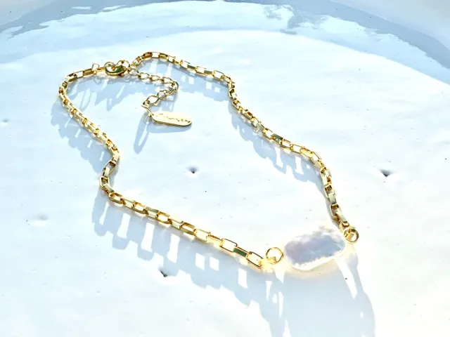 Noronha Choker Golden Baroque Pearl