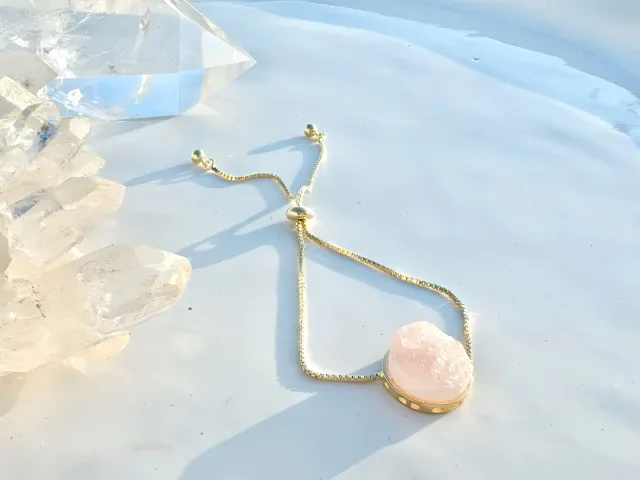 Pulseira Cosmic quartzo rosa dourada