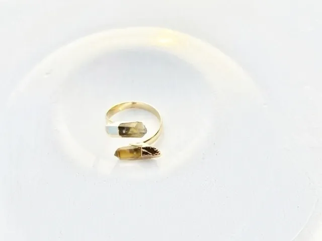 Zee Crystal Gold Ring