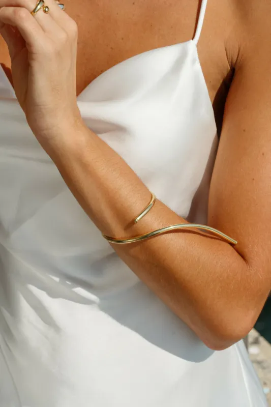 Gold Etherea Bracelet