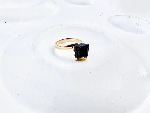 Joy black tourmaline gold ring
