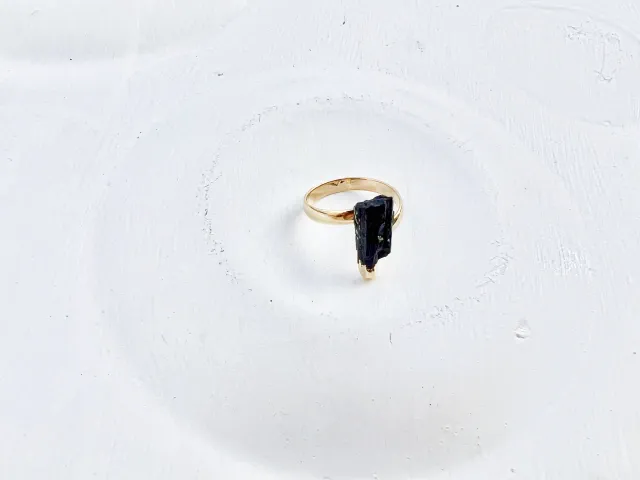 Joy black tourmaline gold ring