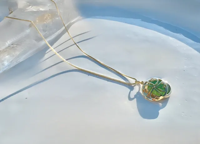 Lucky Clover Necklace Green Quartz Gold