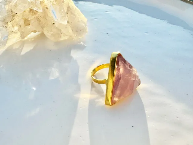 Gaia Amethyst Gold Ring
