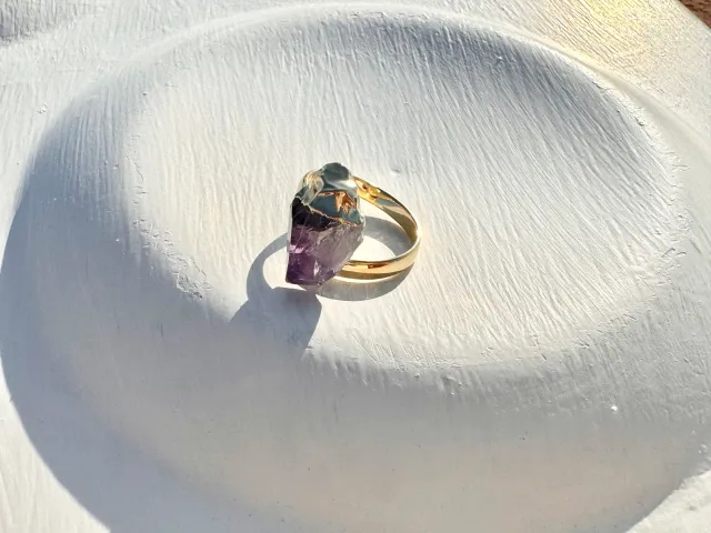 Joy Amethyst Gold Ring