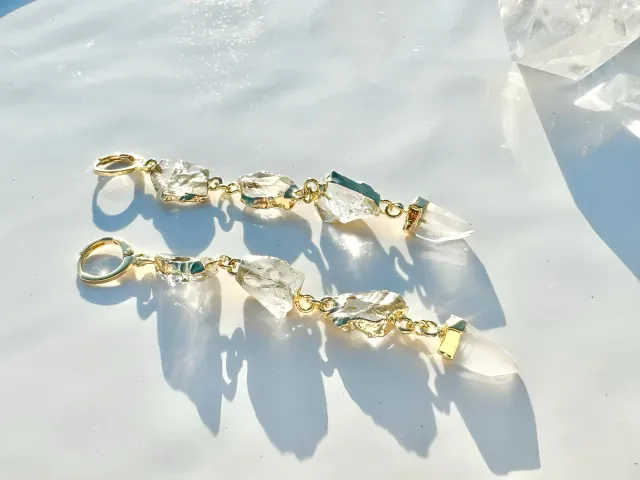 Queen Crystal Gold Earrings