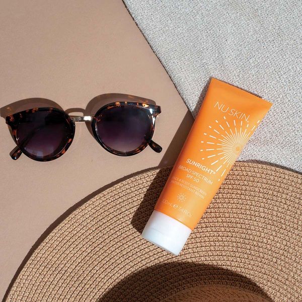 Face &amp; Body Sunscreen SPF 50  -Sunright-