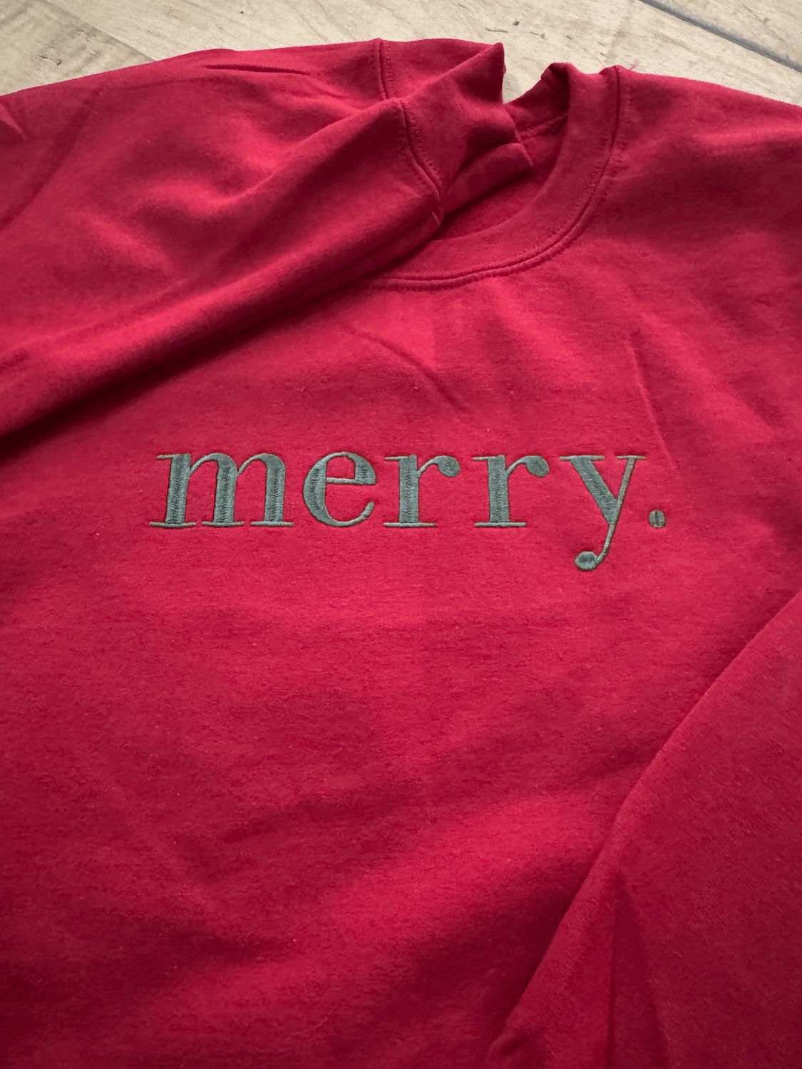 Merry – Print Christmas Shirt (Sweatshirt, LS, Tee)