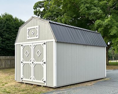 10x16 Lofted Barn #01680