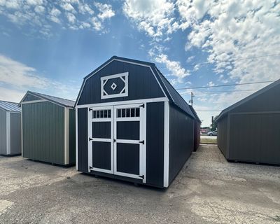 10x20 Lofted Barn #01678
