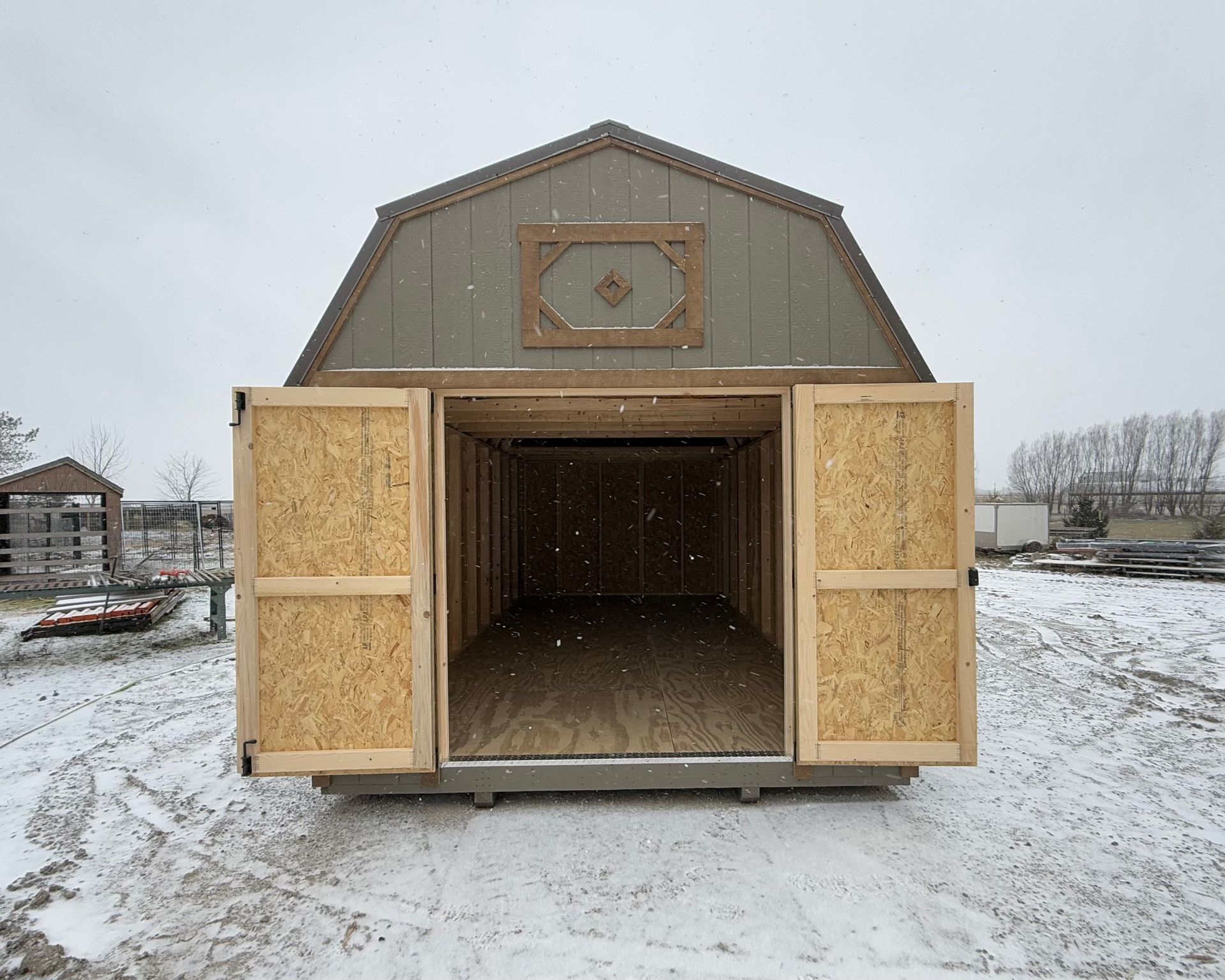 10x20 Lofted Barn #01797