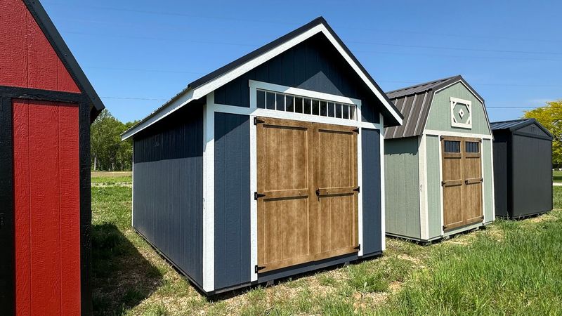 10x16 Deluxe Utility Shed #01731