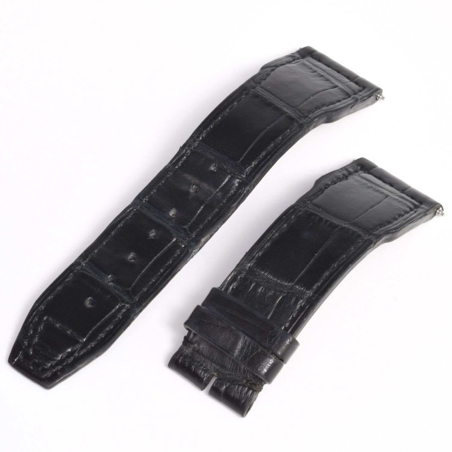Authentic IWC Pilot’s 43mm black alligator leather watch strap with 20mm lug width tapering to 18mm buckle width – genuine curved end replacement strap for IWC watches