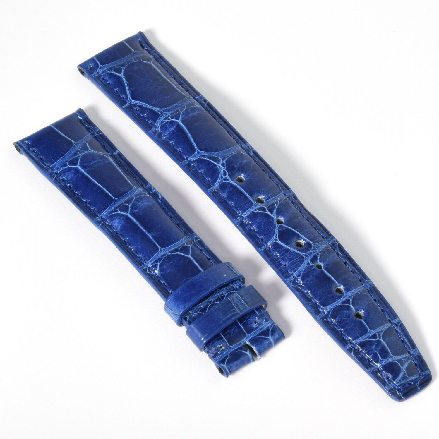 Genuine IWC Portugieser watch strap in blue alligator leather, tapering from 18mm to 16mm, model A04493