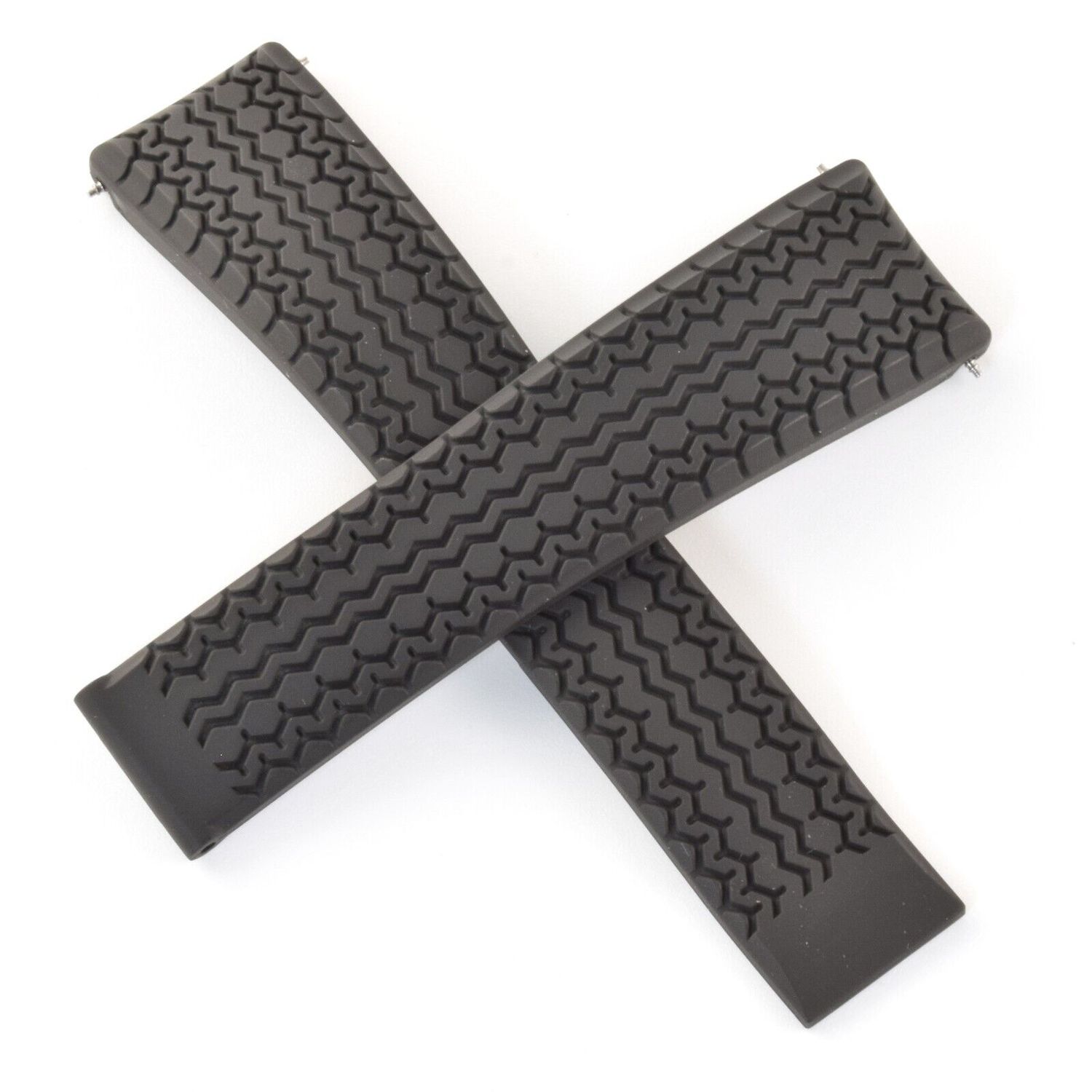 Genuine TAG Heuer Carrera Grand Prix black rubber watch strap with 22mm lug width tapering to 18mm, featuring zigzag tread pattern and model reference FT6033