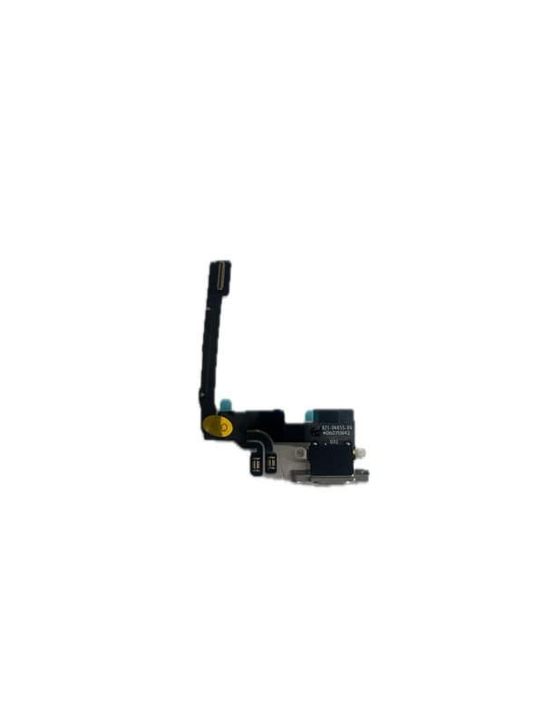 IPhone 16 Pro Charging Port