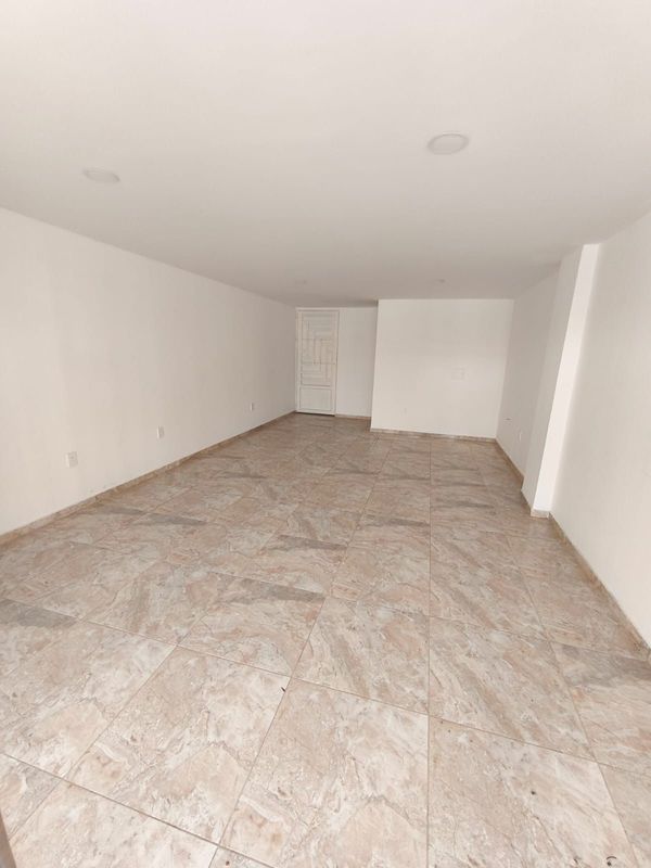 Arriendo local en Santa Cruz Girón