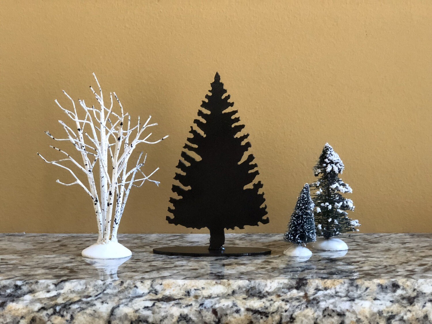 Wildlife - Tree Pine (wide)