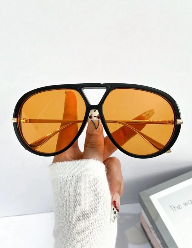 Bright Black Frame Orange Slices