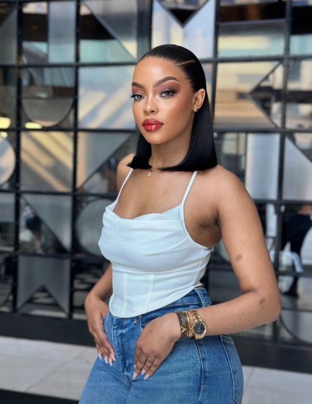 Double Drawn Full Frontal Cropped Bob Wig 14 Inch