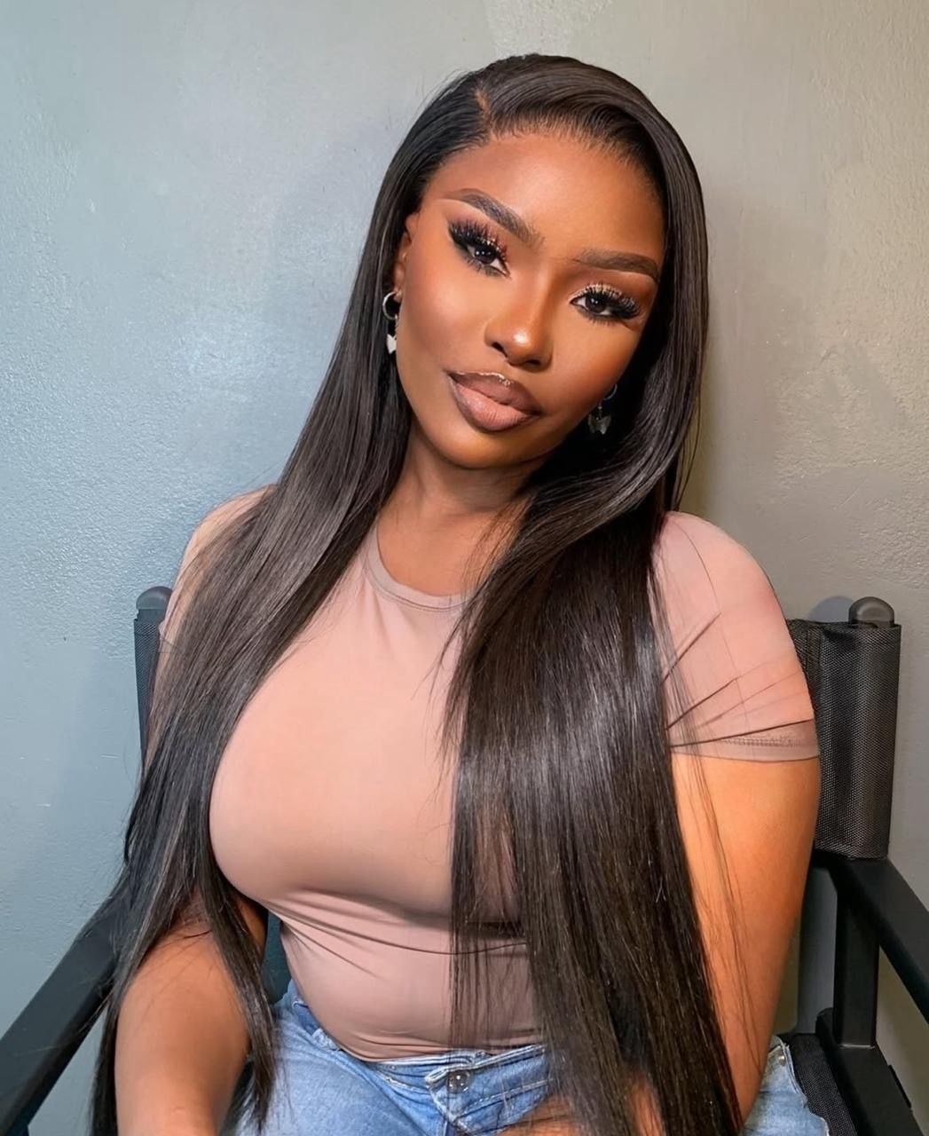 28 Inch Single Drawn Straight Wig