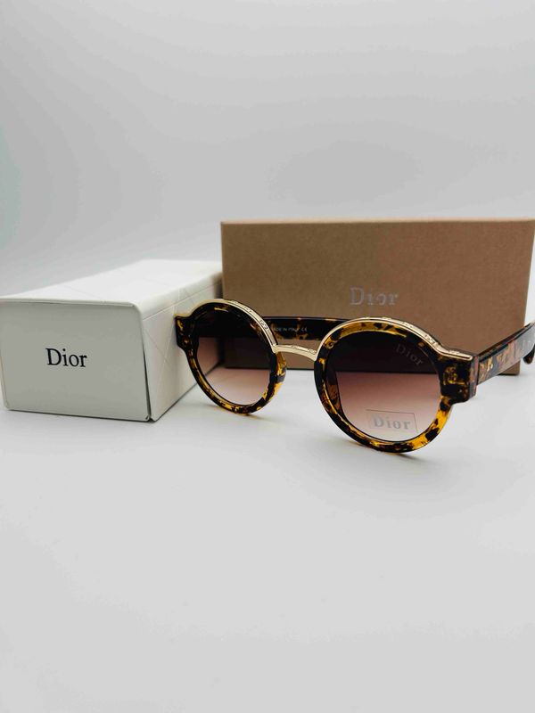 Tortoise-Dior