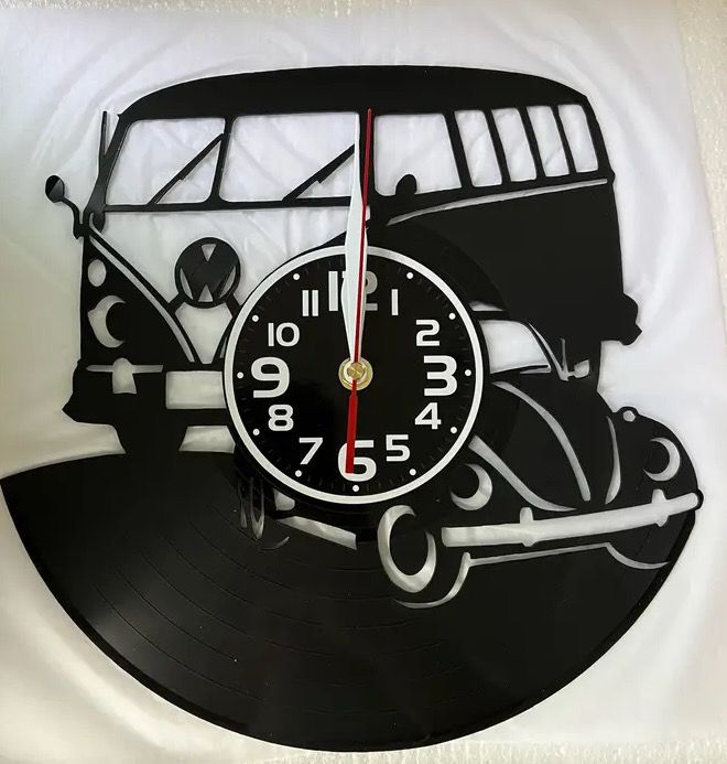 Metal &amp; Plastic Art - Camper Van Clock (without Lights)