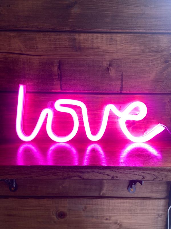 Neon Light - “Love”