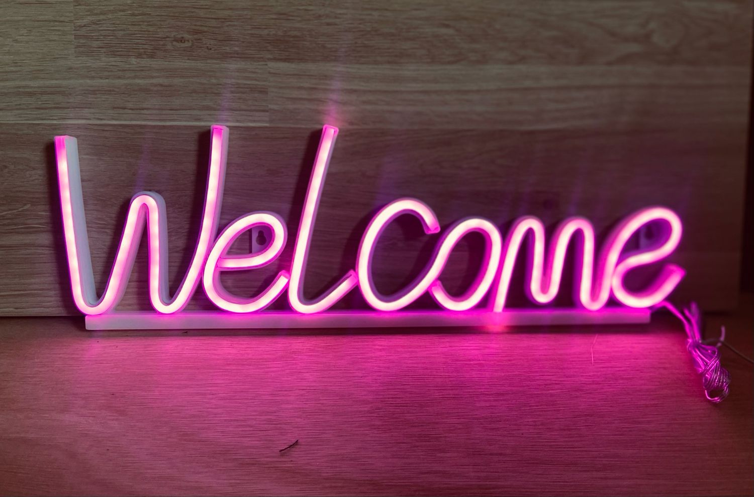 Neon Light - Bright Pink LED “Welcome”