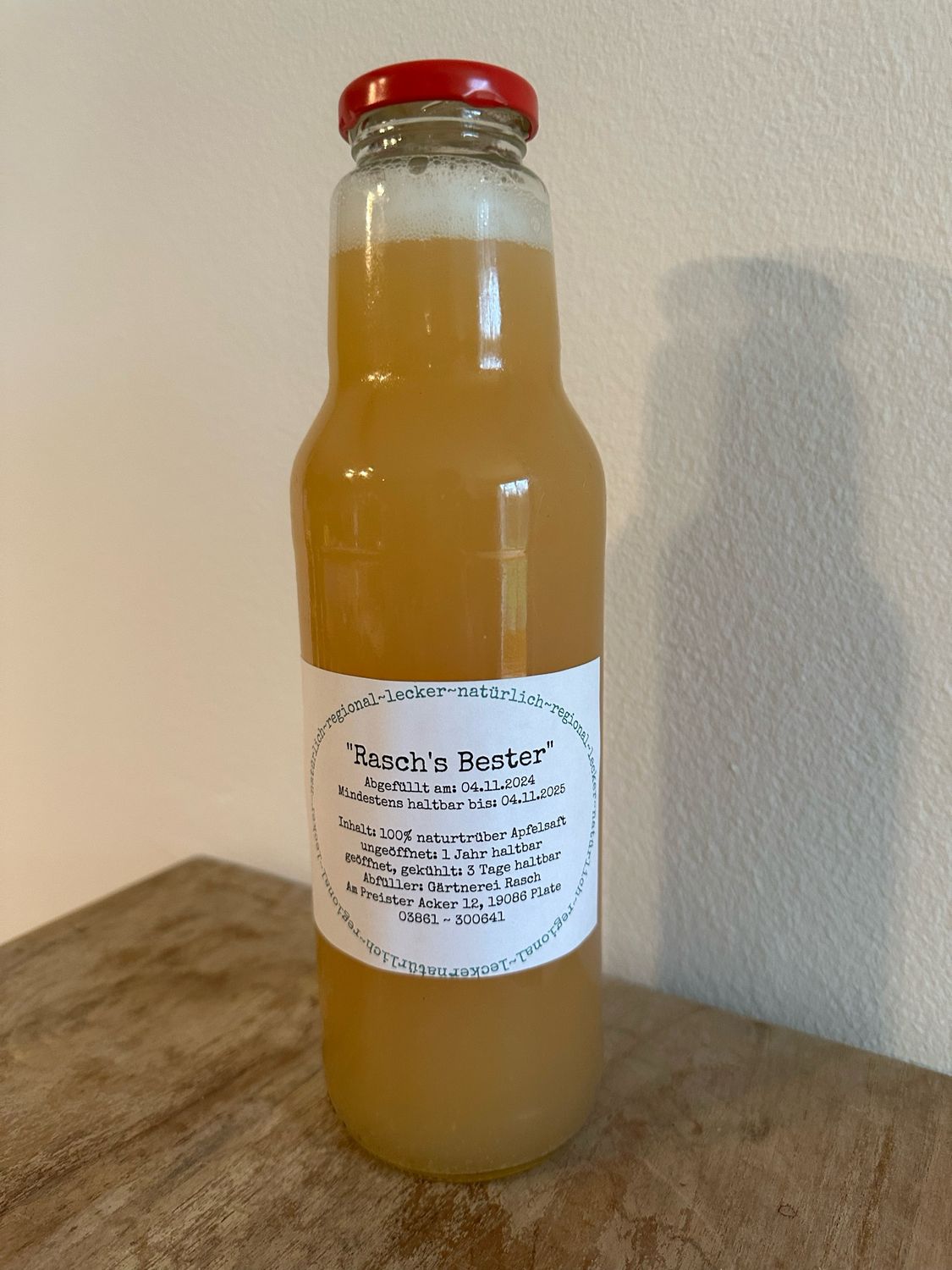 Rasch´s Bester - 0,7l naturtrüber Apfelsaft Rasch´s Bester - 0,7l naturtrüber Apfelsaft