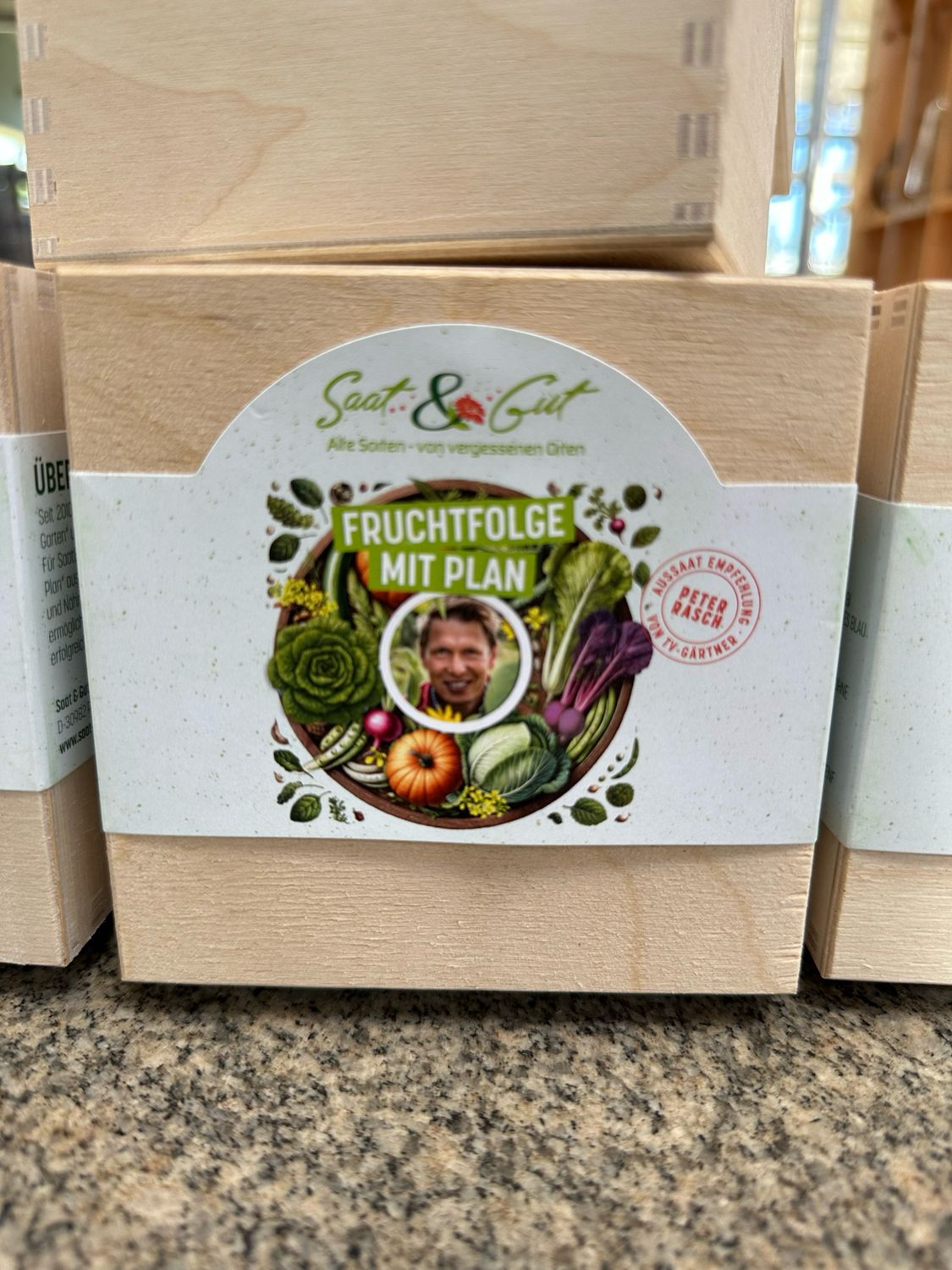 BIO Fruchtfolge mit Plan: Unsere Saatgut-Box BIO Fruchtfolge mit Plan: Unsere Saatgut-Box